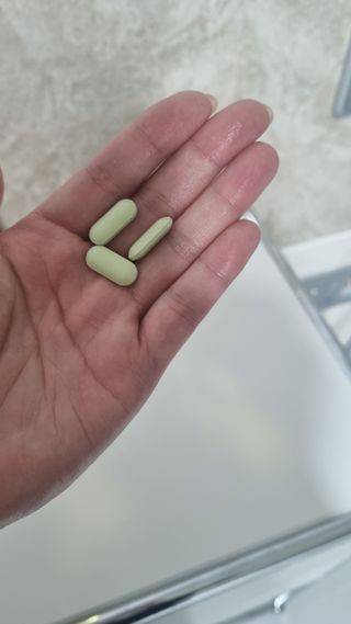 클린24시간 지중해로 쏙빠지다 1SET (800mg*60정) — 5점을 준 리뷰어가 2022년 10월 올린 사용 사진