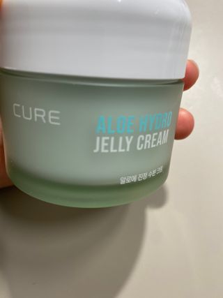 김정문알로에 큐어 큐어 알로에 리프레쉬 젤리 세럼, 큐어 알로에 하이드로 젤리 크림 — 5점을 준 리뷰어가 2021년 3월 올린 사용 사진