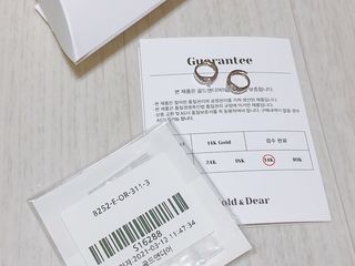[골드앤디어] 14K 사선 큐빅 원터치 귀걸이_3color — 5점을 준 리뷰어가 2021년 7월 올린 사용 사진
