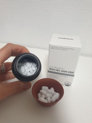메디타민 원헌드레드 MSM 2000 — 5점을 준 리뷰어가 2021년 3월 올린 사용 사진