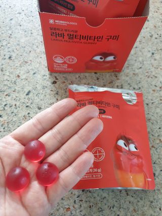 [푸름웰니스] 라바 멀티비타민 구미 36g — 4점을 준 리뷰어가 2022년 1월 올린 사용 사진