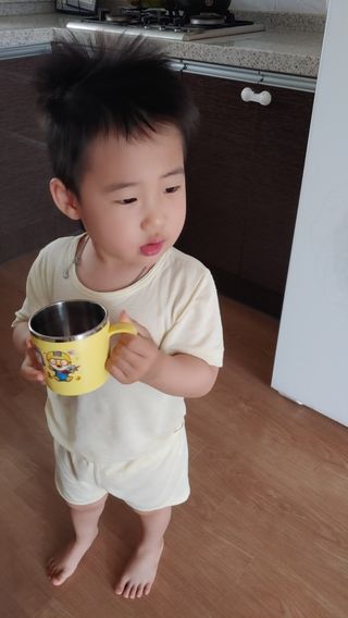 트롯전통식혜 트롯레드비트식혜 1리터 +500리터 — 4.5점을 준 리뷰어가 2021년 5월 올린 사용 사진