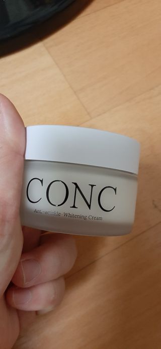 CONC 콩크 미로탐누스 안티링클 화이트닝 크림 — 5점을 준 리뷰어가 2021년 2월 올린 사용 사진