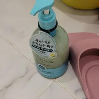 벨먼 내추럴스파 수분광채 스크럽 바디워시 600ml 5종 — 5점을 준 리뷰어가 2022년 5월 올린 사용 사진