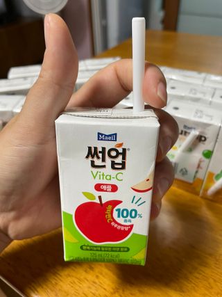 썬업비타씨 썬업 Vita-C — 5점을 준 리뷰어가 2021년 6월 올린 사용 사진