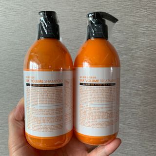 썸헤어 / SUMHAIR 썸헤어 실크 볼륨 샴푸+트리트먼트 프룻자스민티 — 3점을 준 리뷰어가 2021년 6월 올린 사용 사진