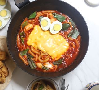 [푸딩팩토리] 요즘누들떡볶이540g + 매콤누들떡볶이 470g — 4.5점을 준 리뷰어가 2022년 9월 올린 사용 사진