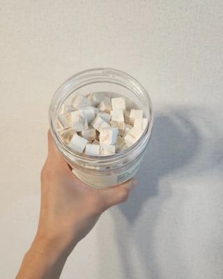 [펫시밀] 원물그대로 영양듬뿍 진공동결건조 북어트릿75g,치킨트릿100g,연어트릿75g 강아지 고양이 간식 — 5점을 준 리뷰어가 2023년 6월 올린 사용 사진