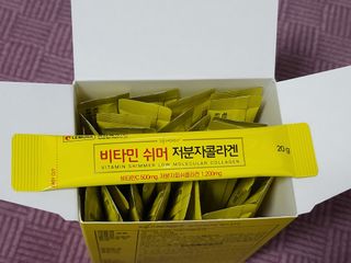 자연에온 경남제약 비타민 쉬머 저분자콜라겐 20g x 30포 — 5점을 준 리뷰어가 2021년 12월 올린 사용 사진