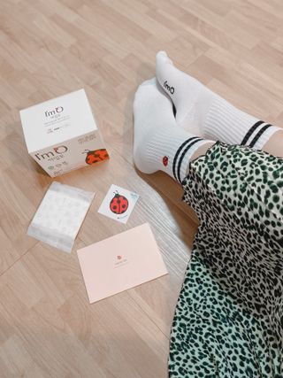 아임오 유기농 생리대 중형 + 레이디오크루삭스 1개 + 쿠폰북 — 5점을 준 리뷰어가 2021년 9월 올린 사용 사진