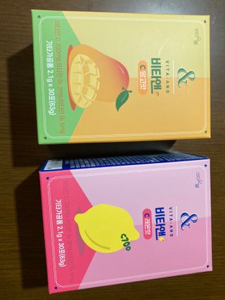비타앤C 레몬맛, 망고맛 — 5점을 준 리뷰어가 2021년 5월 올린 사용 사진