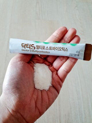 닥터s 멀티포스트바이오틱스 — 5점을 준 리뷰어가 2021년 2월 올린 사용 사진