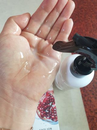 카오리온코스메틱스 곡물 바디 필링 스프레이 — 5점을 준 리뷰어가 2021년 7월 올린 사용 사진