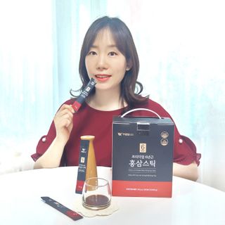 [푸름웰니스] 프리미엄 6년근 홍삼스틱 3mg x 100포 — 5점을 준 리뷰어가 2022년 6월 올린 사용 사진
