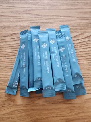 클린24시간 슬림앤유산균 1박스 (3.5g X 15포) — 5점을 준 리뷰어가 2022년 12월 올린 사용 사진