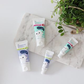 닥터데디스 안심저불소 키즈치약 (라즈베리, 청포도향 중 택 1) 60g +  여행용 미니 치약 15g — 5점을 준 리뷰어가 2022년 8월 올린 사용 사진