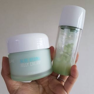 김정문알로에 큐어 큐어 알로에 리프레쉬 젤리 세럼, 큐어 알로에 하이드로 젤리 크림 — 5점을 준 리뷰어가 2021년 4월 올린 사용 사진