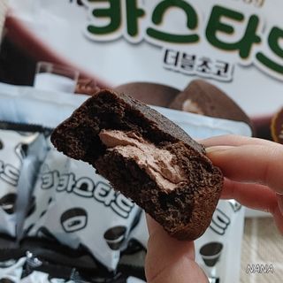 롯데제과 까망카스타드 더블초코 — 5점을 준 리뷰어가 2021년 5월 올린 사용 사진