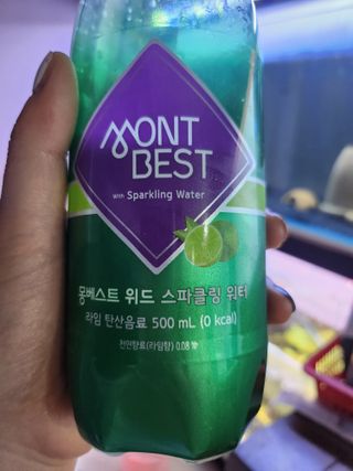 몽베스트 Montbest with Sparkling water Lime20병 — 5점을 준 리뷰어가 2022년 9월 올린 사용 사진