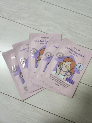 세뚜아(Cettua) [세뚜아] 비타풀 아이 패치 Cettua Vita-Full Eye Patch — 3점을 준 리뷰어가 2023년 9월 올린 사용 사진