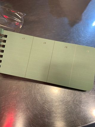 리훈 언더모니터 위클리 플래너 + 다정한 스티커 8mm 원형 칼라 얼굴 표정 1장 — 5점을 준 리뷰어가 2022년 3월 올린 사용 사진