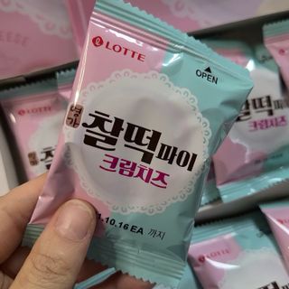 롯데제과 찰떡파이 크림치즈 — 5점을 준 리뷰어가 2021년 6월 올린 사용 사진
