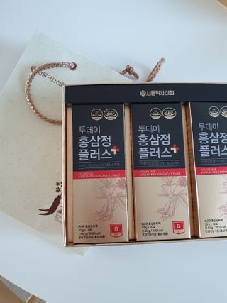 서울약사신협_투데이홍삼정플러스스틱_10g x 30포 — 5점을 준 리뷰어가 2021년 3월 올린 사용 사진