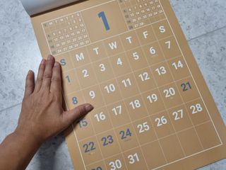 리훈 2023년 레트로 인테리어 벽달력 + 탁상달력 — 4.5점을 준 리뷰어가 2022년 10월 올린 사용 사진
