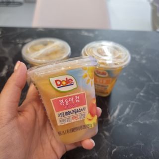 돌 MF[Dole] 파인애플컵/망고컵/복숭아컵 198g 6입X1박스 (맛 1가지 랜덤 발송) — 5점을 준 리뷰어가 2023년 6월 올린 사용 사진