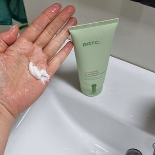 비알티씨 BRTC 시카 바이옴 블랙헤드 클렌징 폼 150ml — 5점을 준 리뷰어가 2022년 12월 올린 사용 사진
