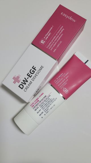 이지듀 DW-EGF 크림 다이브좀_콜라겐이 쏙쏙, 탄력피부로 다이빙 — 5점을 준 리뷰어가 2021년 2월 올린 사용 사진