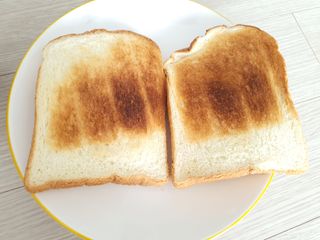 롯데제과 Vbread 포카치아식빵1개 + 미니식빵 1개 + 머핀 2개 세트 — 5점을 준 리뷰어가 2021년 9월 올린 사용 사진