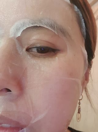 베지톨로지 비니페린 브라이트닝 마스크 (10매입) — 5점을 준 리뷰어가 2022년 7월 올린 사용 사진