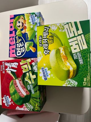 2024 오리온 여름한정판 초코파이 수박 / 후레쉬베리 멜론 / 멜론송이 — 5점을 준 리뷰어가 2024년 8월 올린 사용 사진