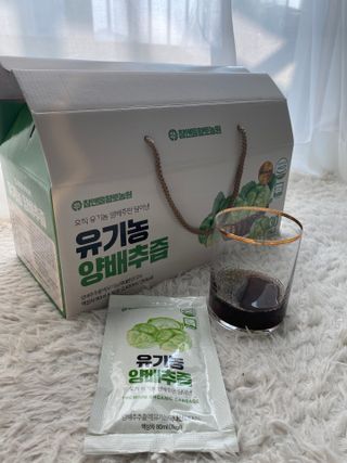 참앤들황토농원 국내산 유기농 양배추를 그대로 담은,  유기농 양배추즙  80ml X 30포 1박스 — 5점을 준 리뷰어가 2023년 3월 올린 사용 사진