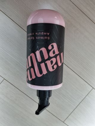 난나 살몬 스파이더 검버섯 미백 톤업 화이트닝 연어 앰플 크림 300ml 대용량 — 4점을 준 리뷰어가 2022년 8월 올린 사용 사진
