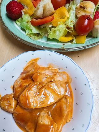 굽네몰 [굽네] 소스가 맛있는 닭가슴살 슬라이스 4종 — 5점을 준 리뷰어가 2021년 4월 올린 사용 사진