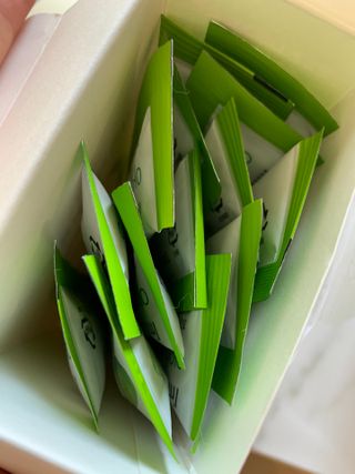 아임오 풋사과 식이섬유 밸런스 젤리 14포 — 4점을 준 리뷰어가 2021년 6월 올린 사용 사진