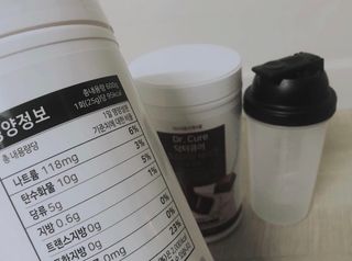 뉴트리션팩토리 닥터큐어 프리미엄쉐이크 다이어트쉐이크 — 5점을 준 리뷰어가 2021년 10월 올린 사용 사진