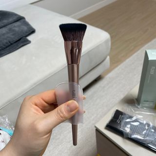 [툴앤썸] 메이크업 브러시로 바르고 호빵 스펀지로 클렌징하는 A-Z 뷰티툴 5종 — 5점을 준 리뷰어가 2021년 1월 올린 사용 사진