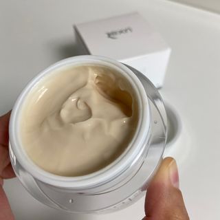 렉스리 크리에이티브 크림  Rexri Creative Cream — 4.5점을 준 리뷰어가 2021년 10월 올린 사용 사진