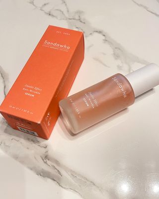 산다화 더블 이펙트 안티 링클 세럼 50ml — 4.5점을 준 리뷰어가 2022년 10월 올린 사용 사진