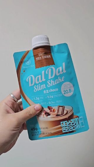 달달슬림쉐이크 프리 (릴스) 달달슬림 맛있는 단백질 쉐이크 파우치 다이어트 식사대용 프로틴 파우더 보충제 — 5점을 준 리뷰어가 2025년 8월 올린 사용 사진