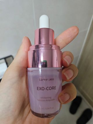 나우 [리브엠] 123억개 엑소좀으로 채운 눈부신 광채, 엑소코어 화이트닝 텐션 앰플 — 5점을 준 리뷰어가 2023년 9월 올린 사용 사진