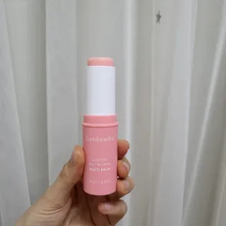 스킨큐어 산다화 카멜리아 안티 링클 멀티밤 — 5점을 준 리뷰어가 2023년 3월 올린 사용 사진