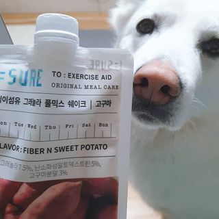 다미즐 [아이슈어] 맛있는 관리의 시작 그래놀라 풀믹스 쉐이크 4종 택 1/7일분/초콜릿, 고구마, 곡물, 바나나 — 5점을 준 리뷰어가 2021년 4월 올린 사용 사진