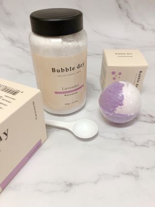 버블데이 아로마/과일 거품 입욕제 — 5점을 준 리뷰어가 2021년 7월 올린 사용 사진