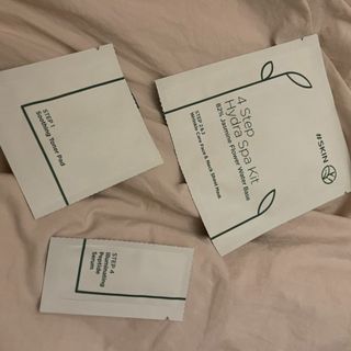 태그스킨 4스텝 주름개선 피부미백 영양 마스크팩 3개 세트(최신버전) — 5점을 준 리뷰어가 2022년 5월 올린 사용 사진