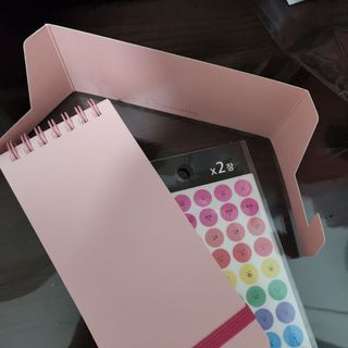 리훈 언더모니터 위클리 플래너 + 다정한 스티커 8mm 원형 칼라 얼굴 표정 1장 — 5점을 준 리뷰어가 2022년 3월 올린 사용 사진