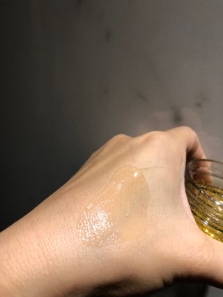 아이앤립 / EYENLIP 아이앤립 24K 골드 N 펩타이드 앰플 크림 — 5점을 준 리뷰어가 2021년 6월 올린 사용 사진